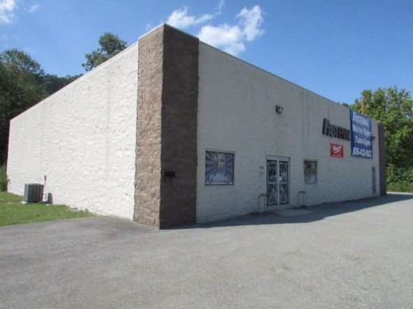1296 S Mayo Trl, Pikeville, KY 41501